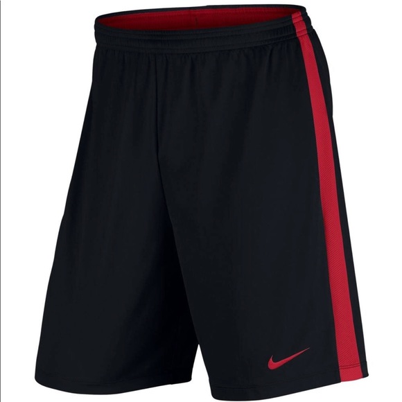 black and red nike shorts